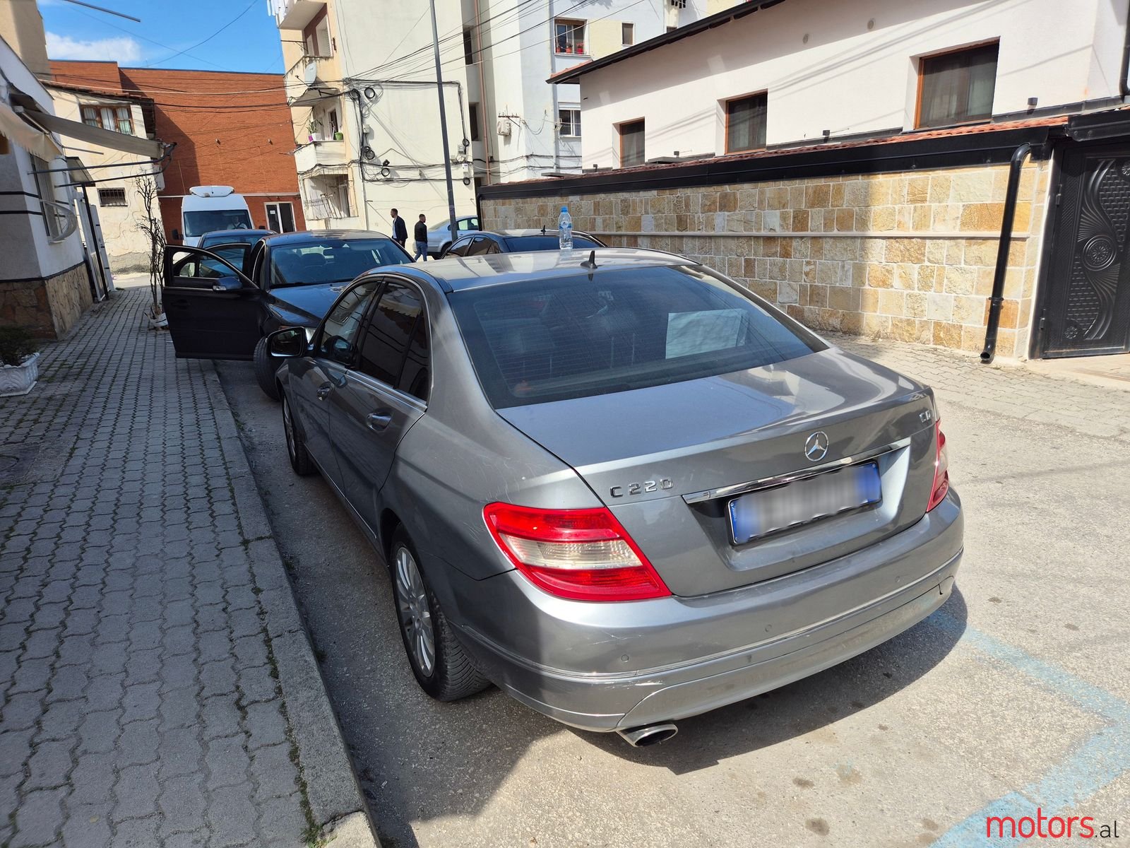 2007' Mercedes-Benz 220 photo #3