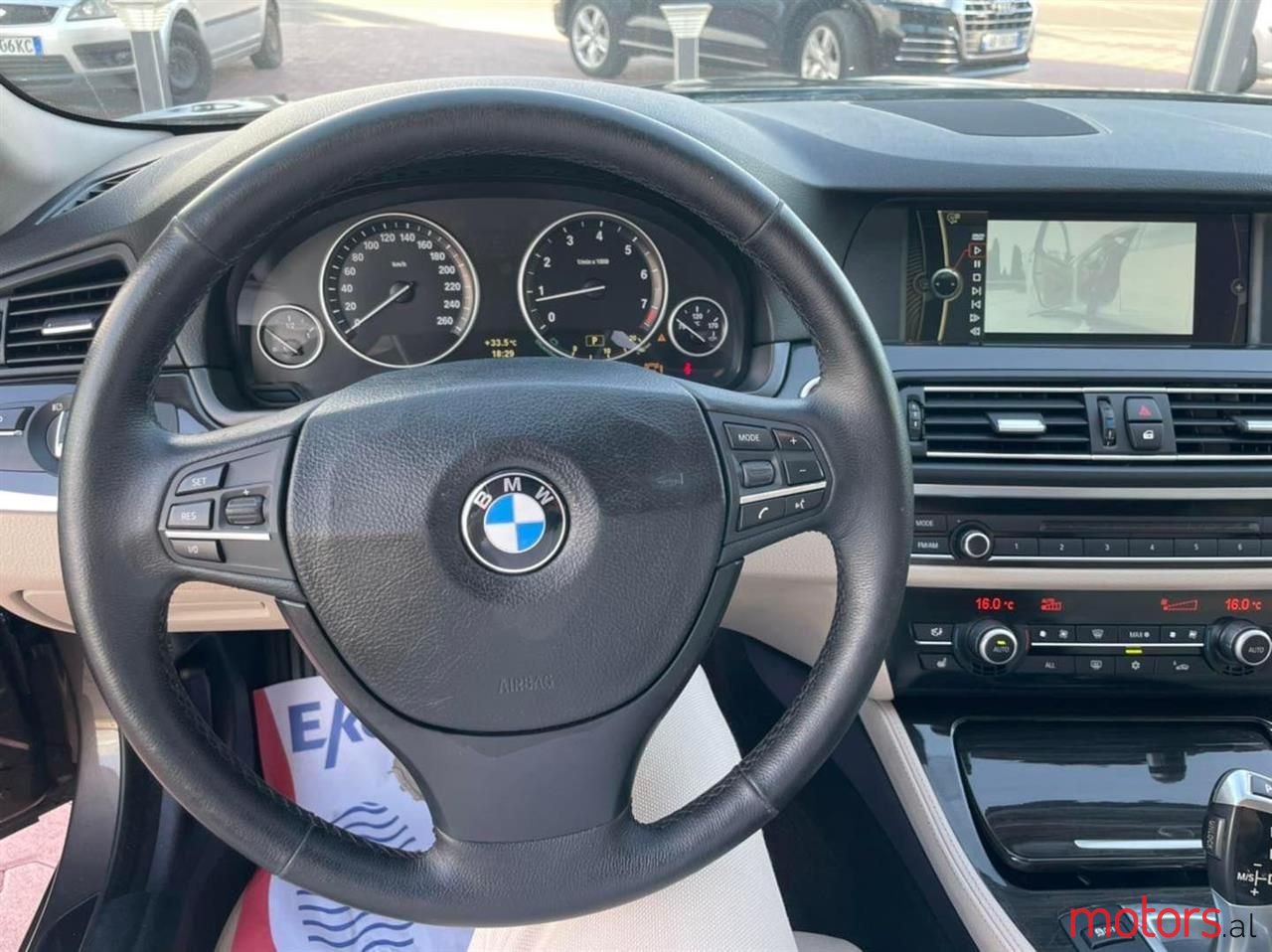 2011' BMW 535 photo #3