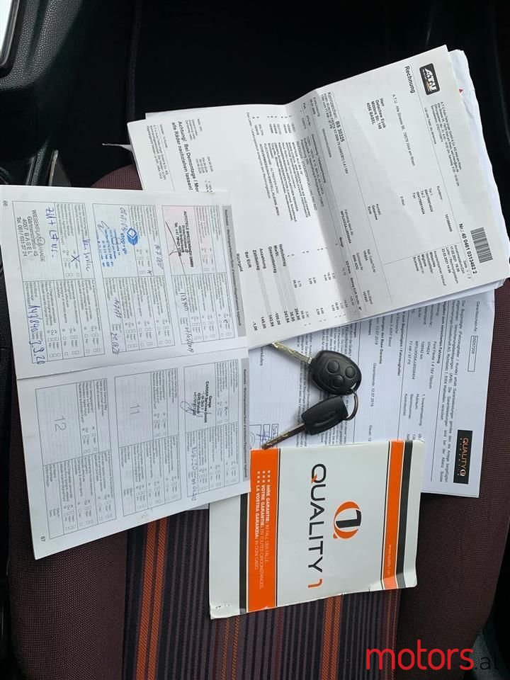 2009' Ford Fiesta photo #5