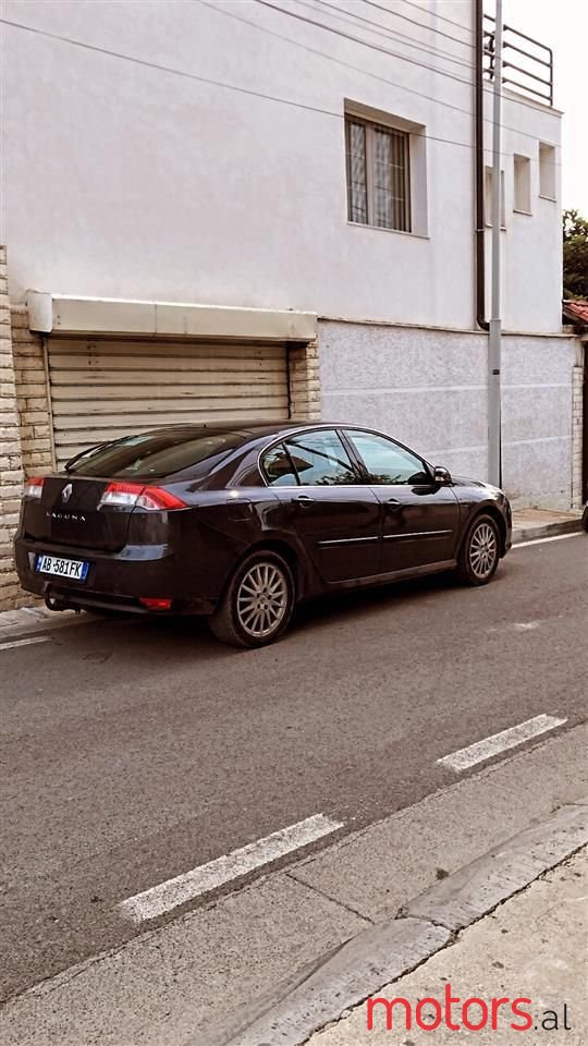 2008' Renault Laguna photo #3