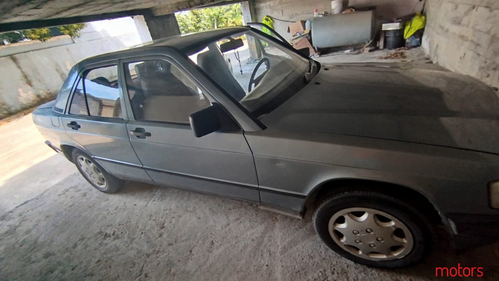 1988' Mercedes-Benz 190 photo #1