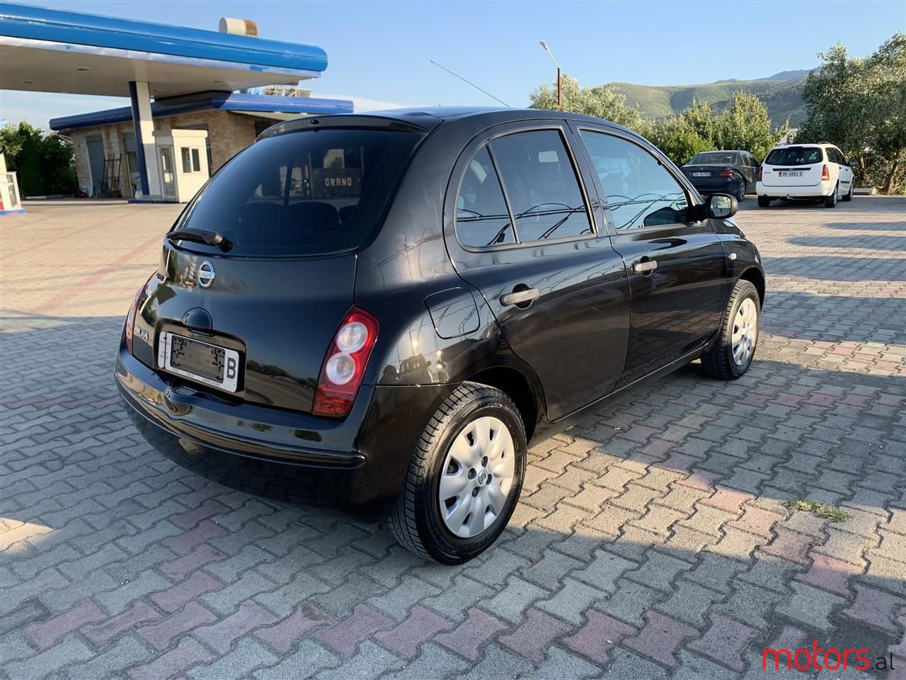 2005' Nissan Micra photo #3