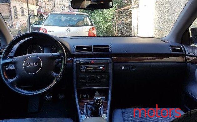 2001' Audi A4 photo #1