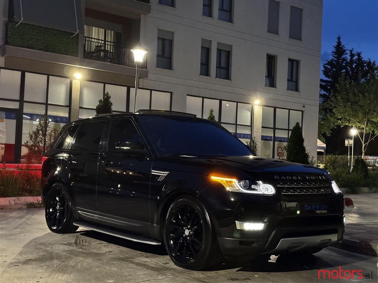 2015' Land Rover Range Rover Sport photo #6