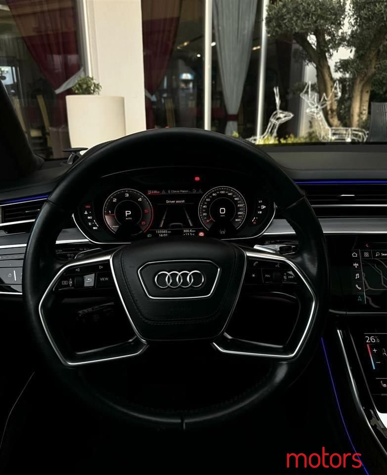 2018' Audi A8 photo #6