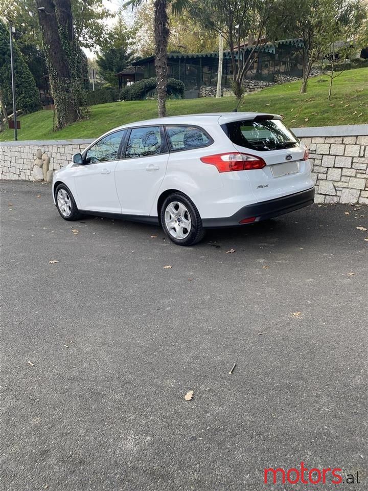 2013' Ford Focus photo #5