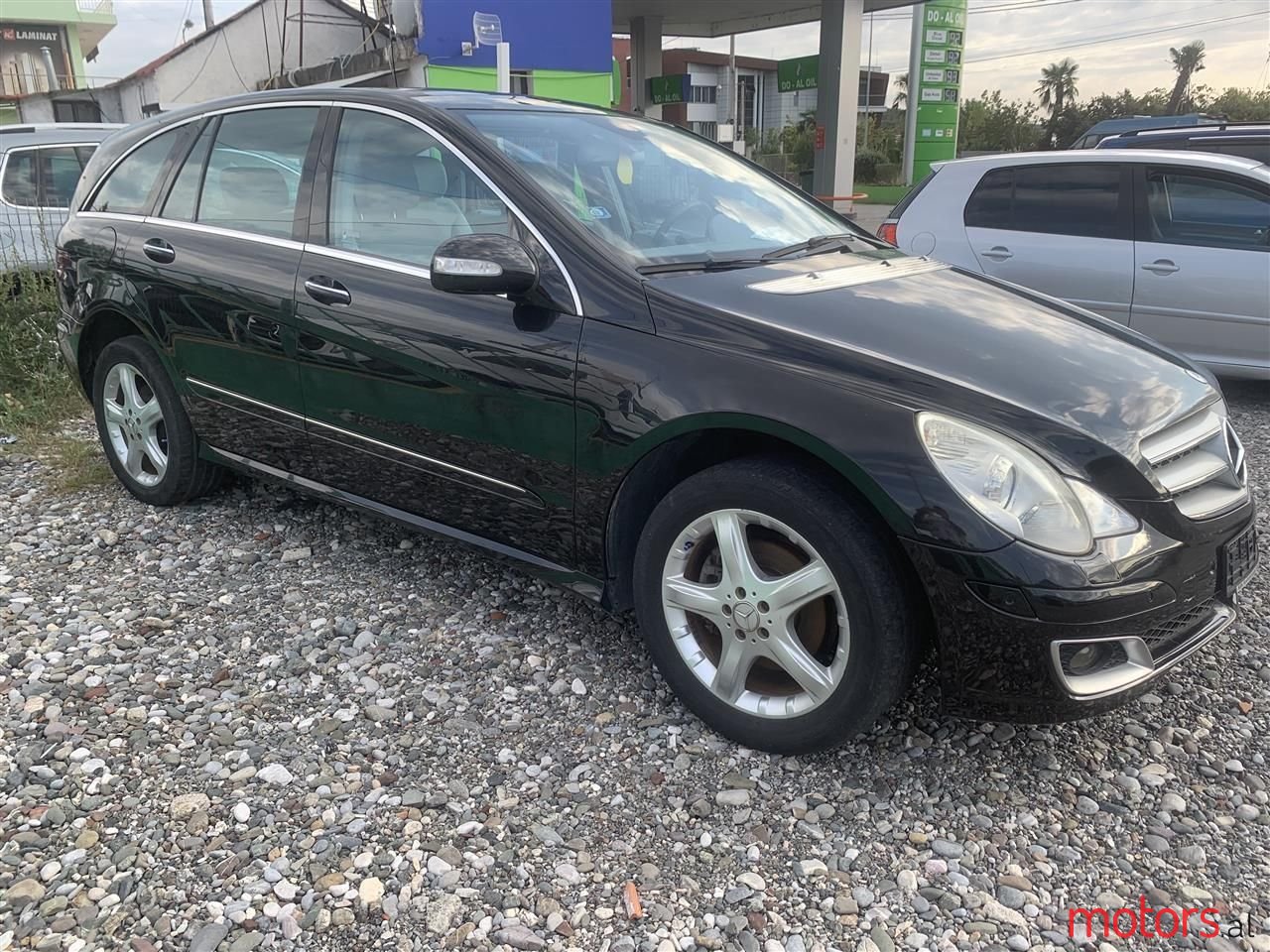 2007' Mercedes-Benz R 300 photo #3