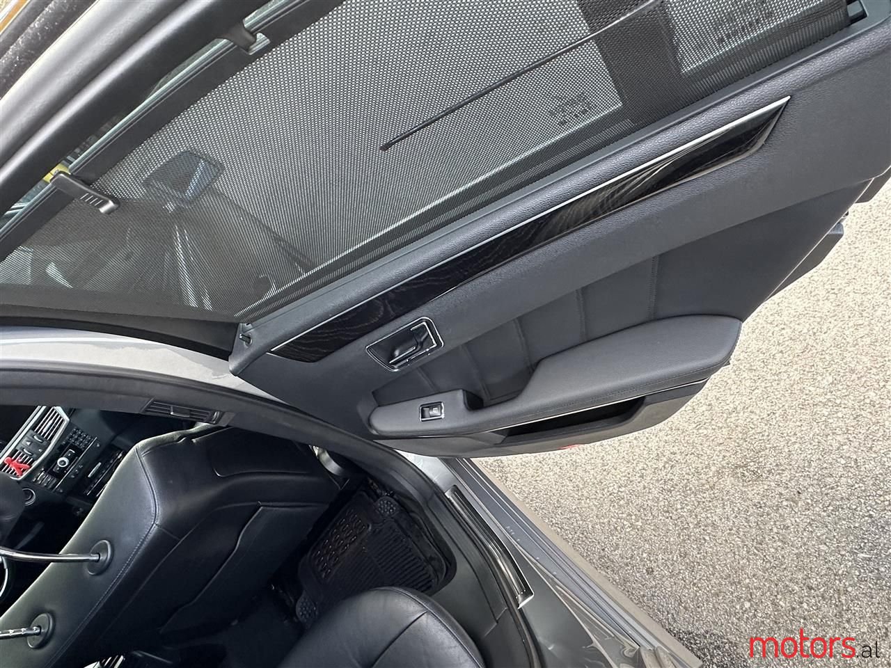 2010' Mercedes-Benz E 350 photo #4