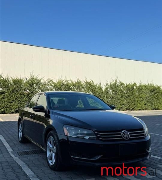 2012' Volkswagen Passat photo #1