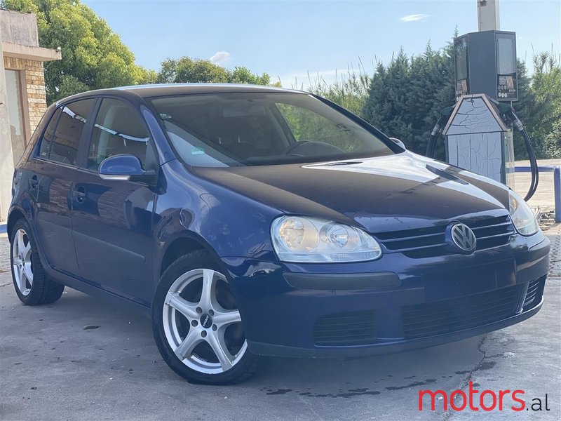 2005' Volkswagen Golf photo #5