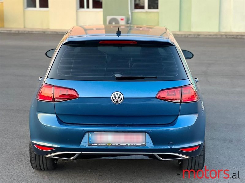 2015' Volkswagen Golf photo #5