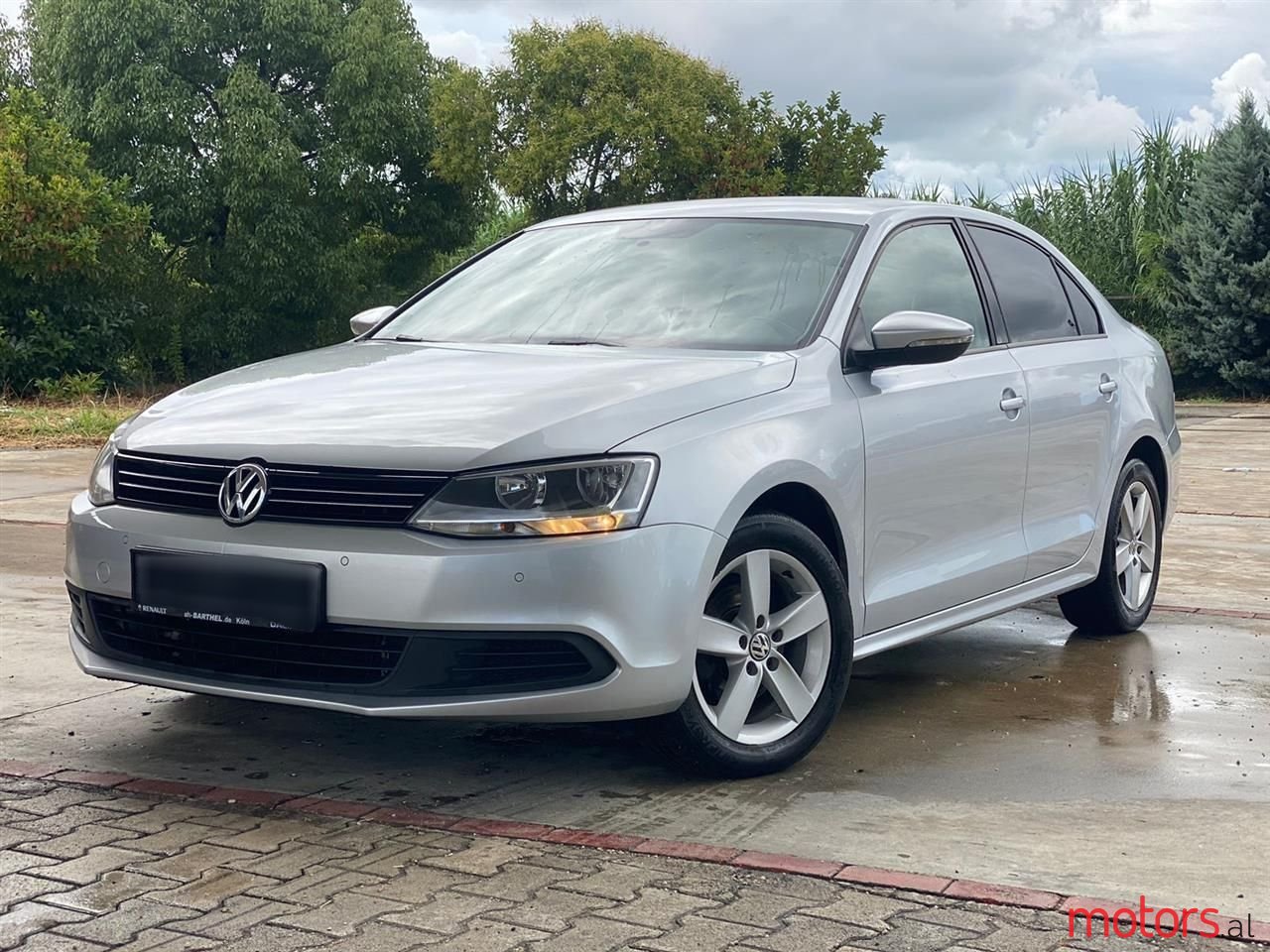 2011' Volkswagen Jetta photo #1