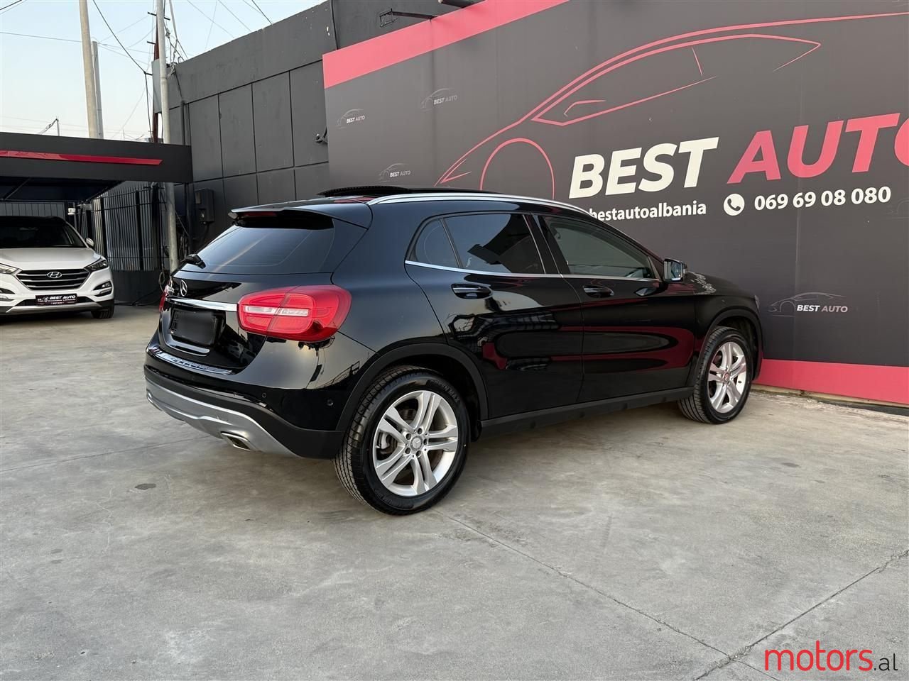 2017' Mercedes-Benz GLA 200 photo #6