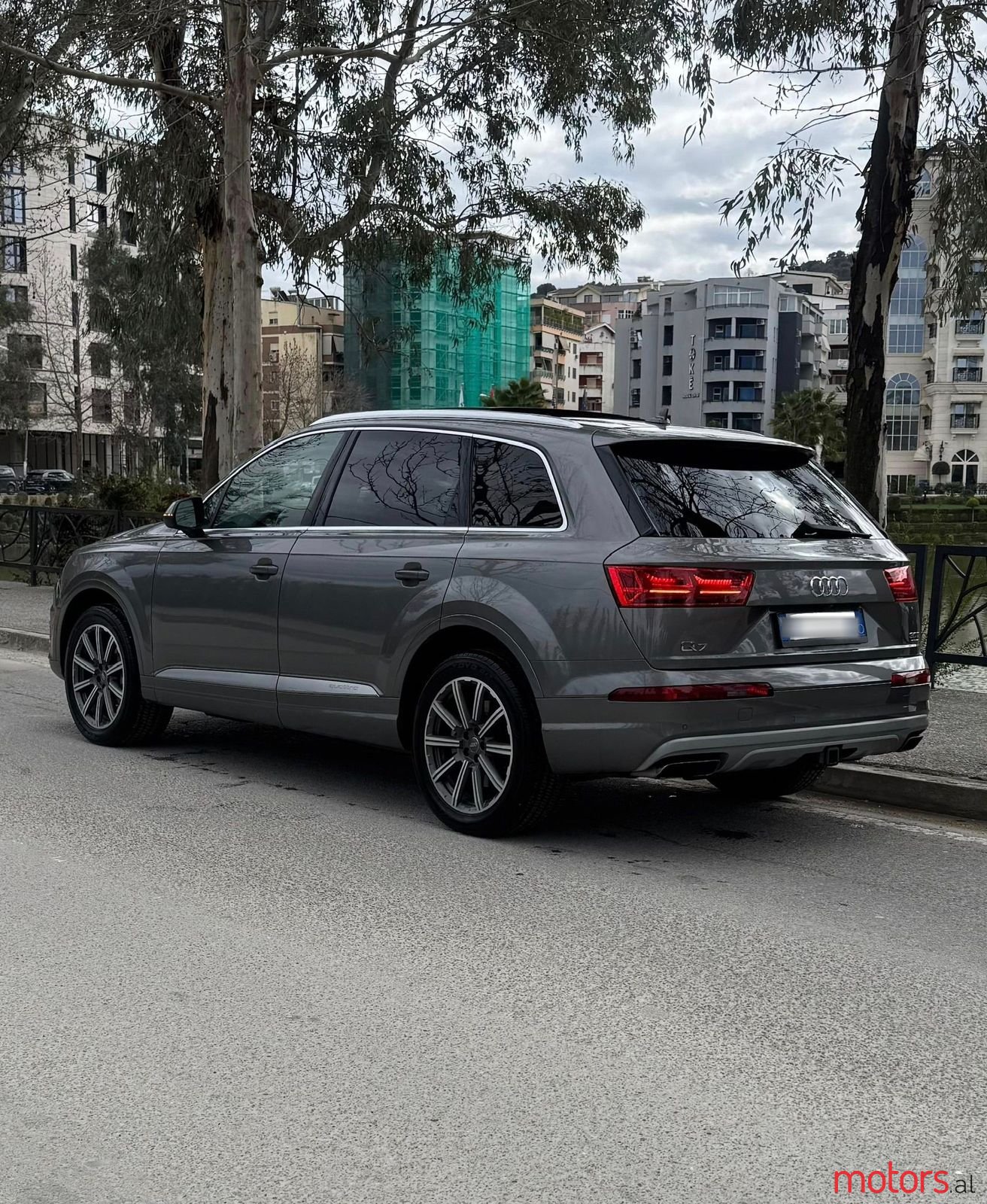 2017' Audi Q7 photo #2