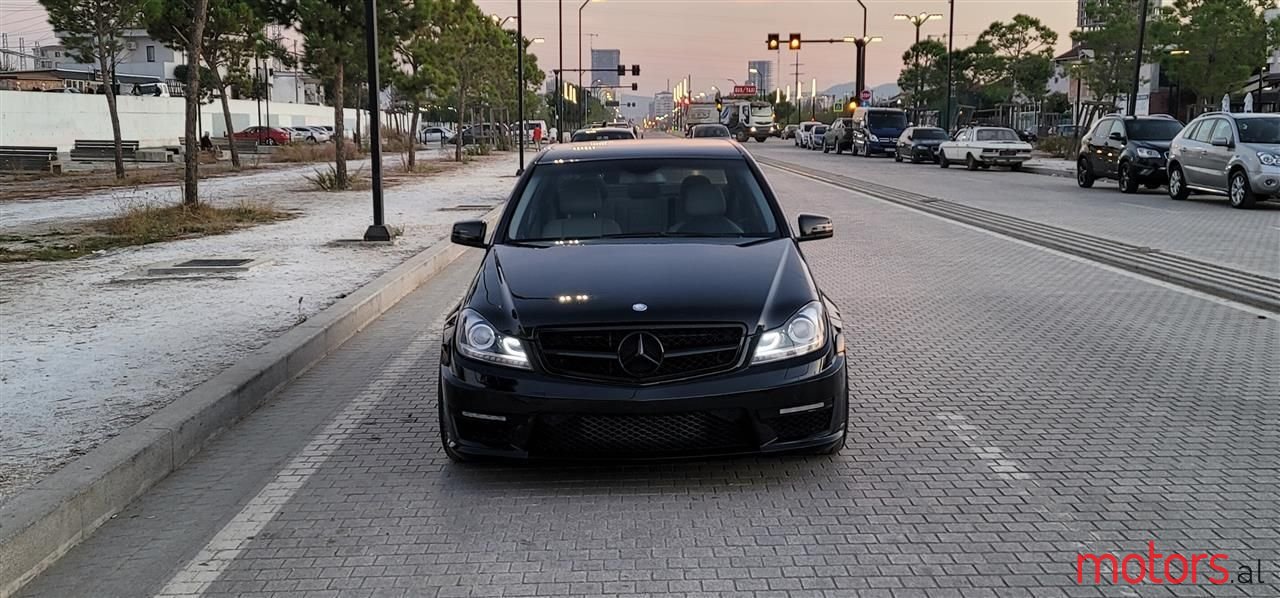 2010' Mercedes-Benz C 250 photo #2