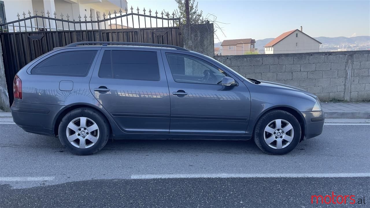 2006' Skoda Octavia photo #5