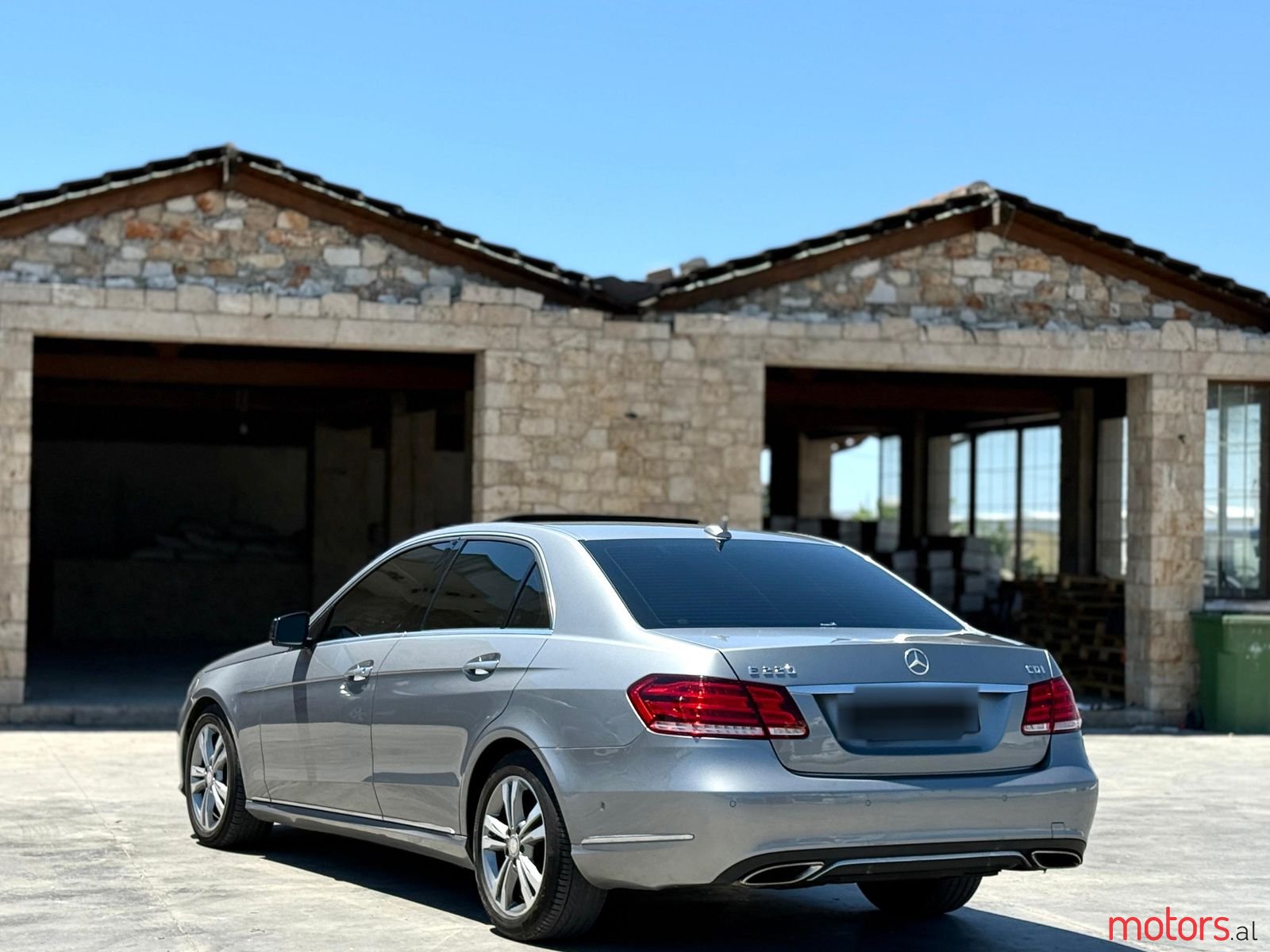 2015' Mercedes-Benz E 220 photo #6