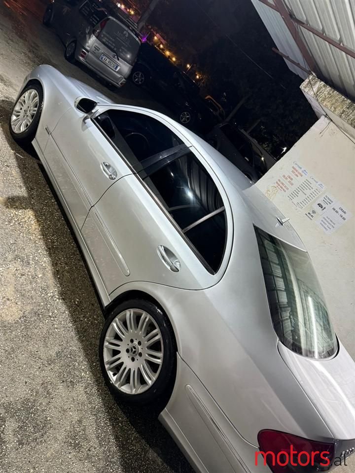 2007' Mercedes-Benz E 320 photo #1