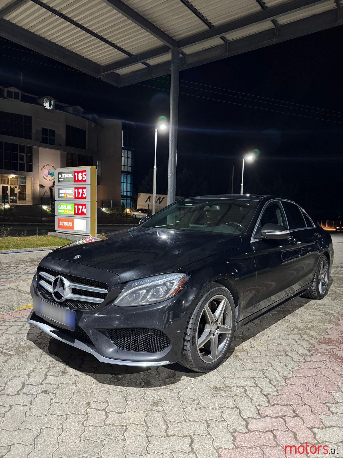 2015' Mercedes-Benz C 300 photo #3