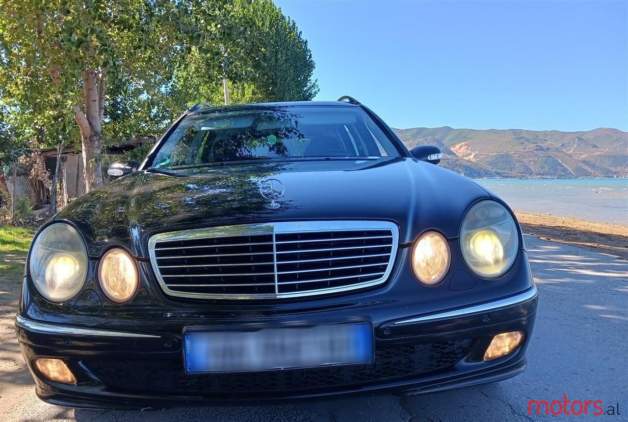 2006' Mercedes-Benz 300 photo #1