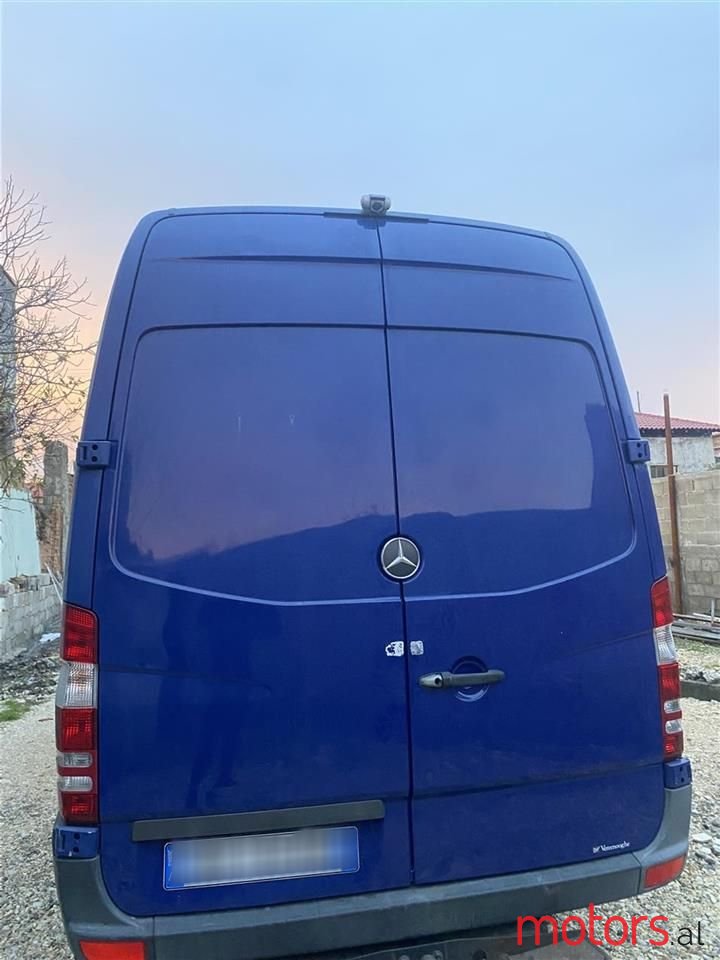 2010' Mercedes-Benz 220 photo #5