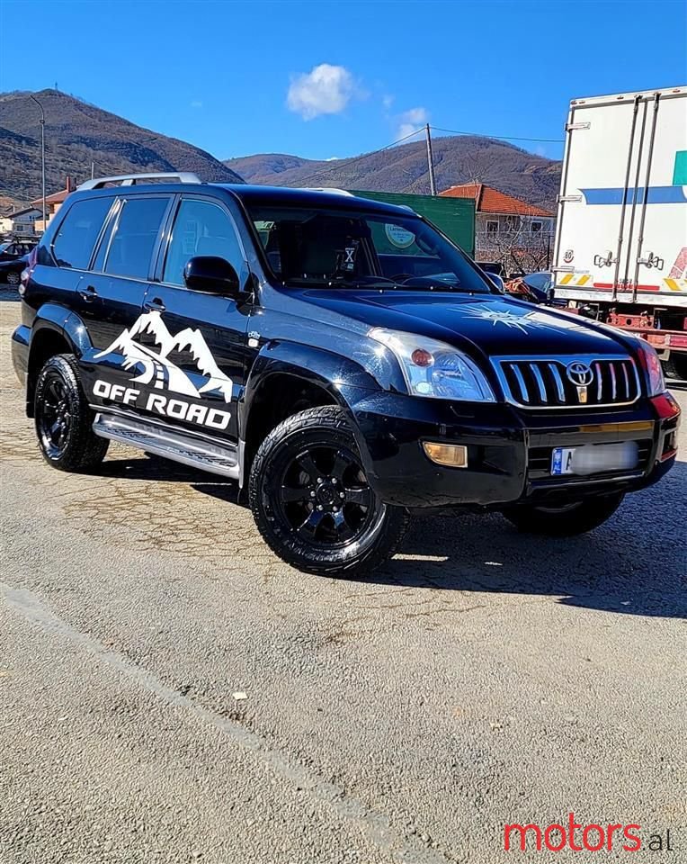 2006' Toyota Land Crusier photo #2