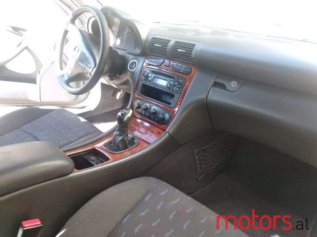 2001' Mercedes-Benz E-Class photo #4