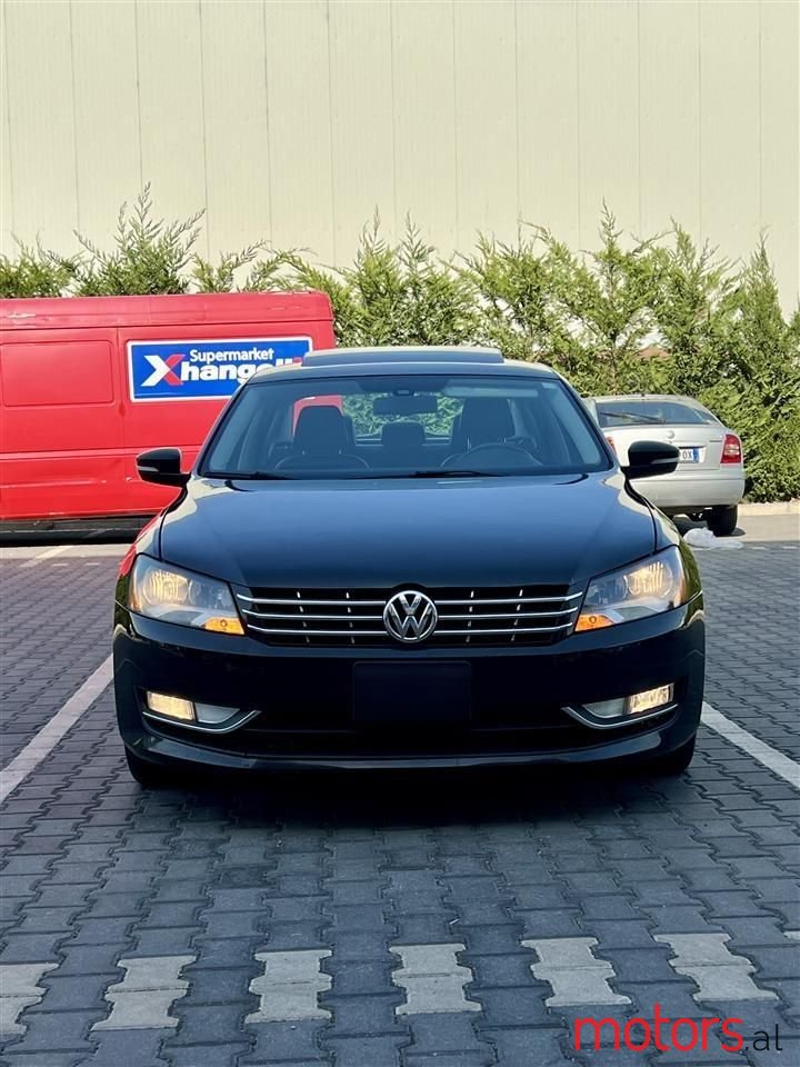 2014' Volkswagen Passat photo #4