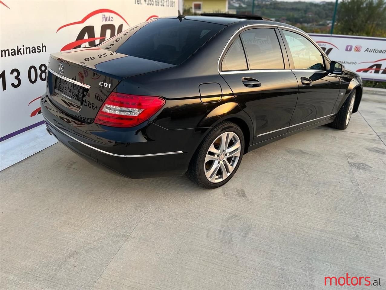 2012' Mercedes-Benz 220 photo #4