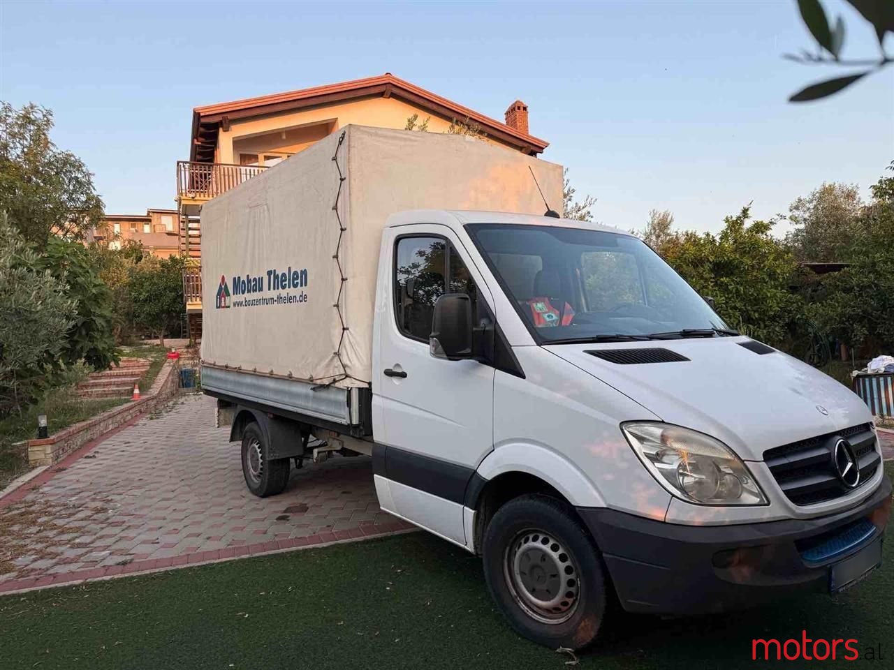 2009' Mercedes-Benz Sprinter photo #1