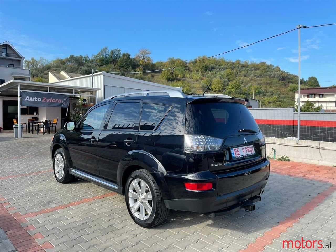 2010' Mitsubishi Outlander photo #5