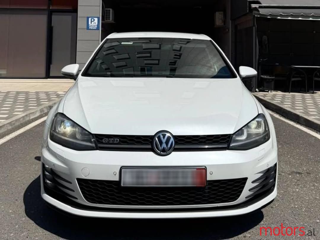 2014' Volkswagen Golf photo #1