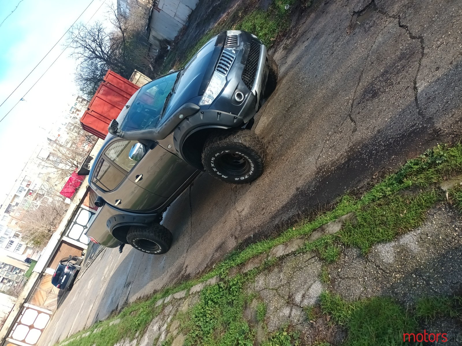 2010' Mitsubishi L200 photo #1