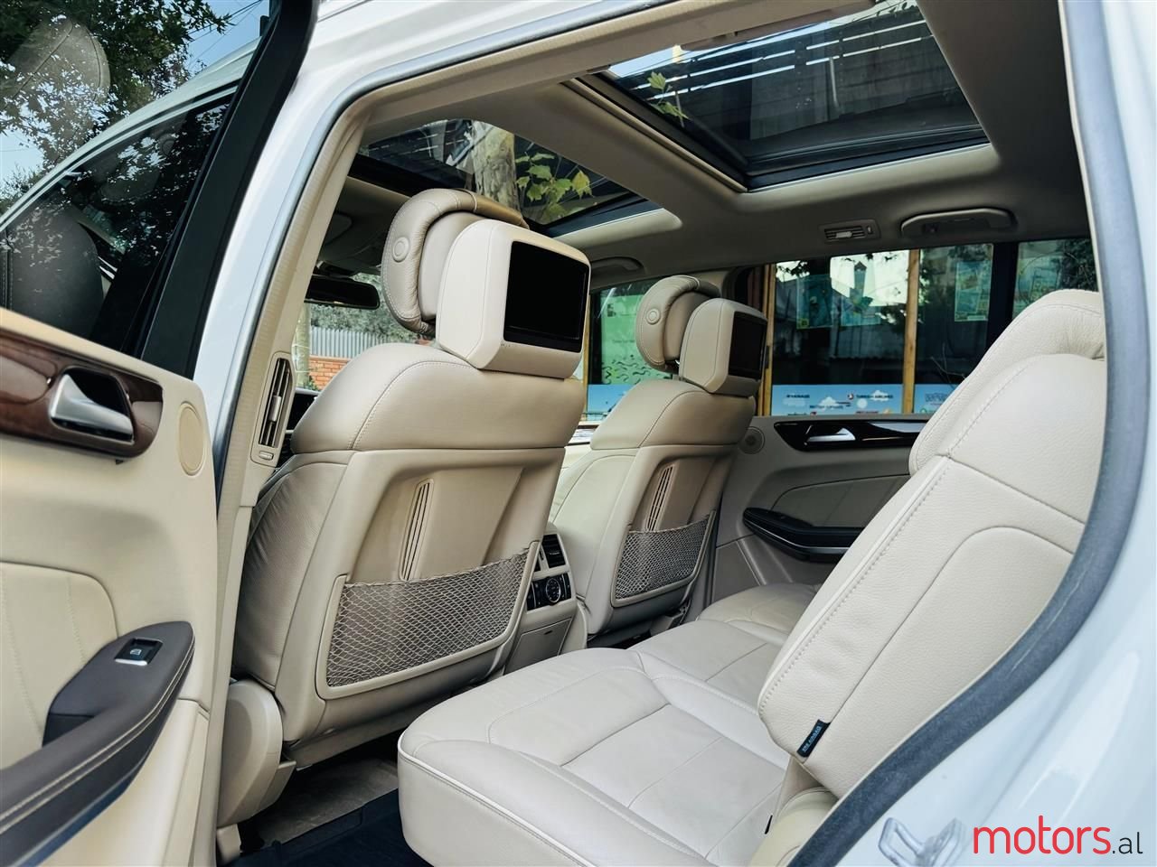 2013' Mercedes-Benz GL 450 photo #6