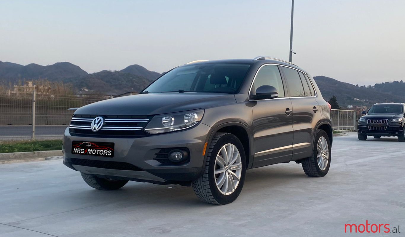 2013' Volkswagen Tiguan photo #1