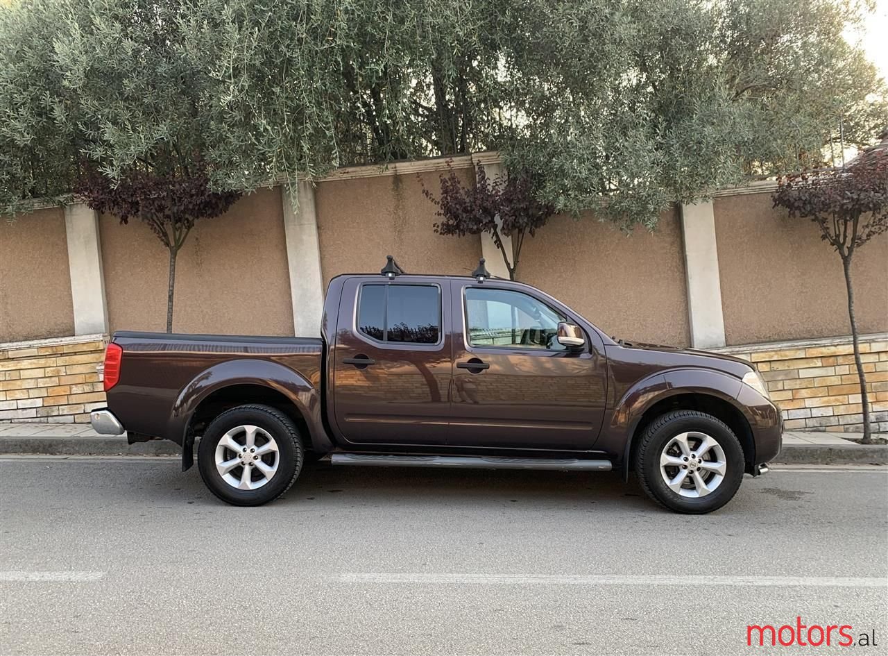 2010' Nissan Navara photo #3