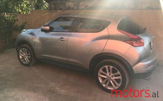 2010' Nissan Juke photo #1