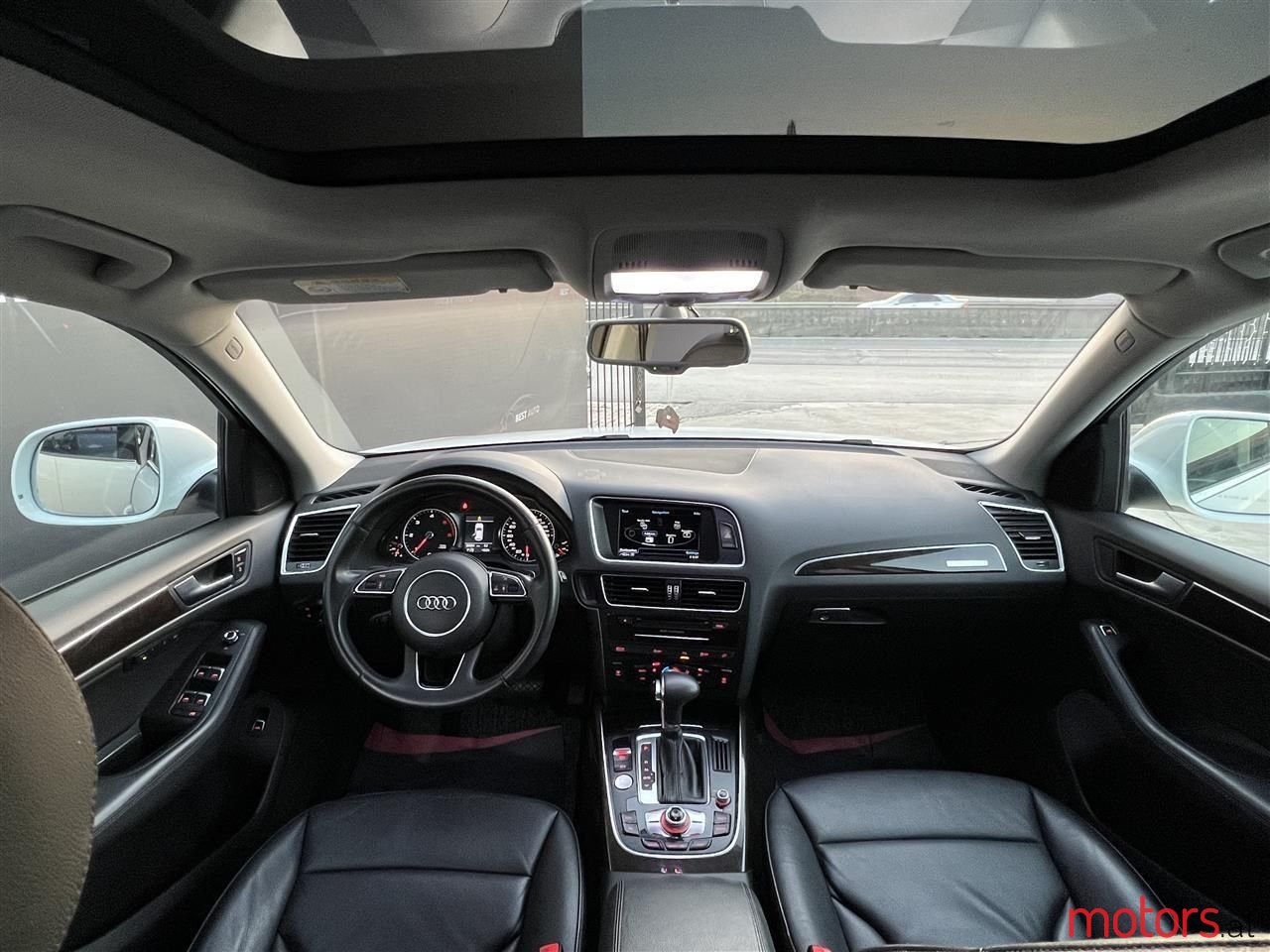 2013' Audi Q5 photo #5