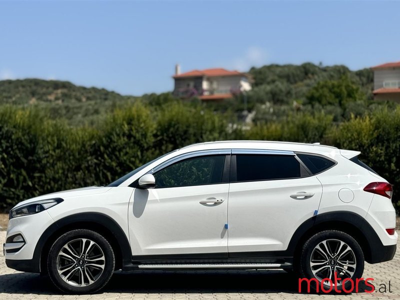 2016' Hyundai Tucson photo #5