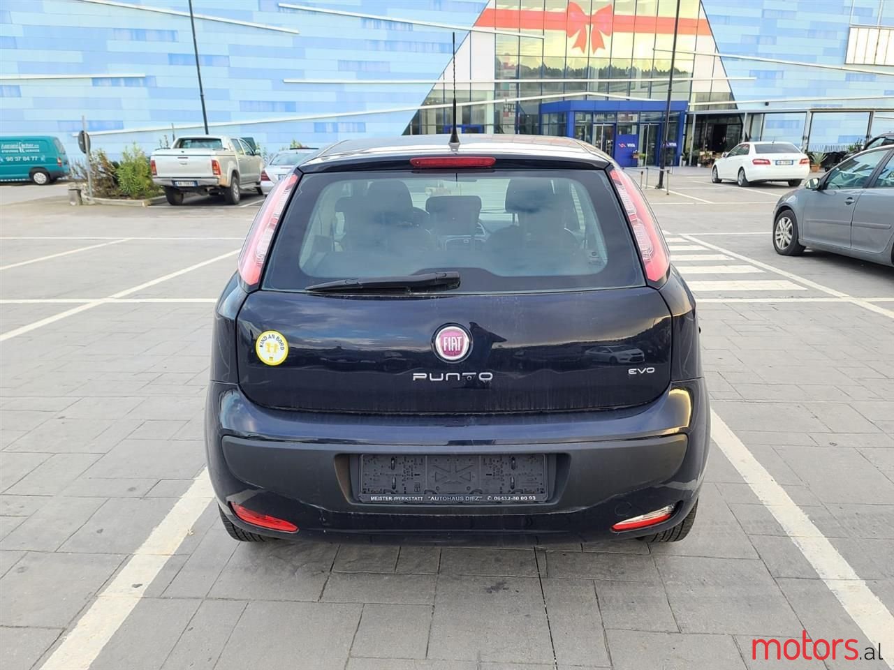 2011' Fiat Punto Evo photo #4