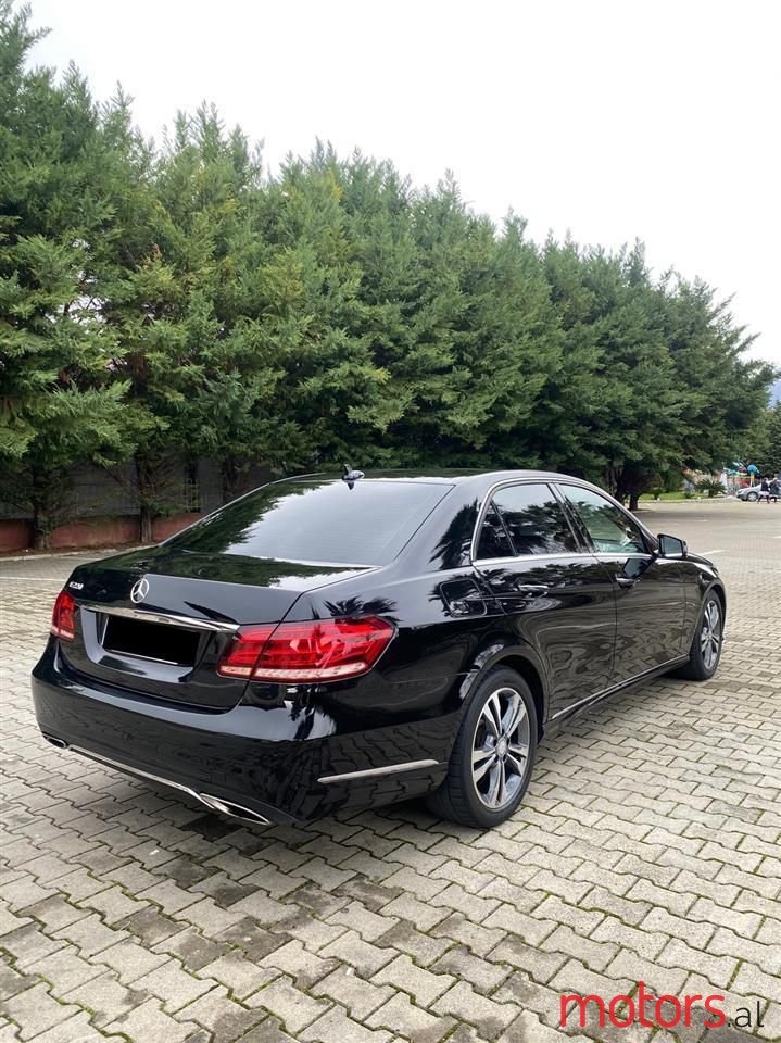 2015' Mercedes-Benz E 220 photo #5
