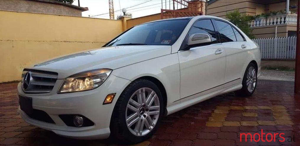 2008' Mercedes-Benz C 300 photo #1