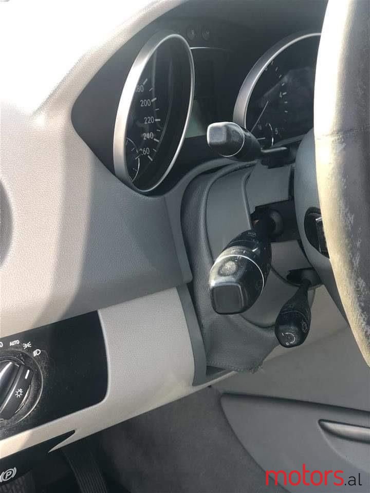 2009' Mercedes-Benz ML 320 photo #6