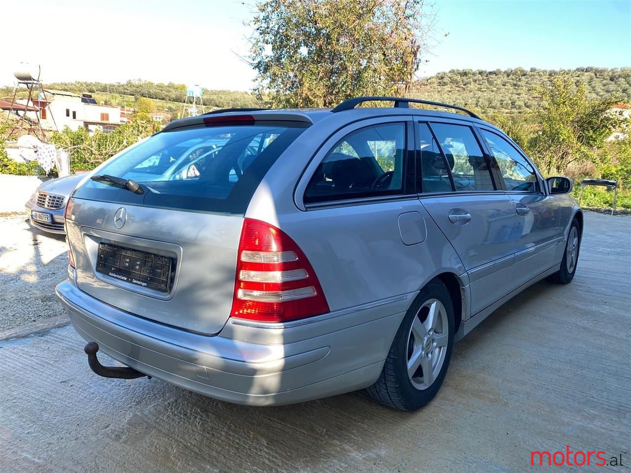 2005' Mercedes-Benz C 220 photo #2
