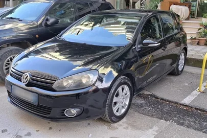 2011' Volkswagen Golf