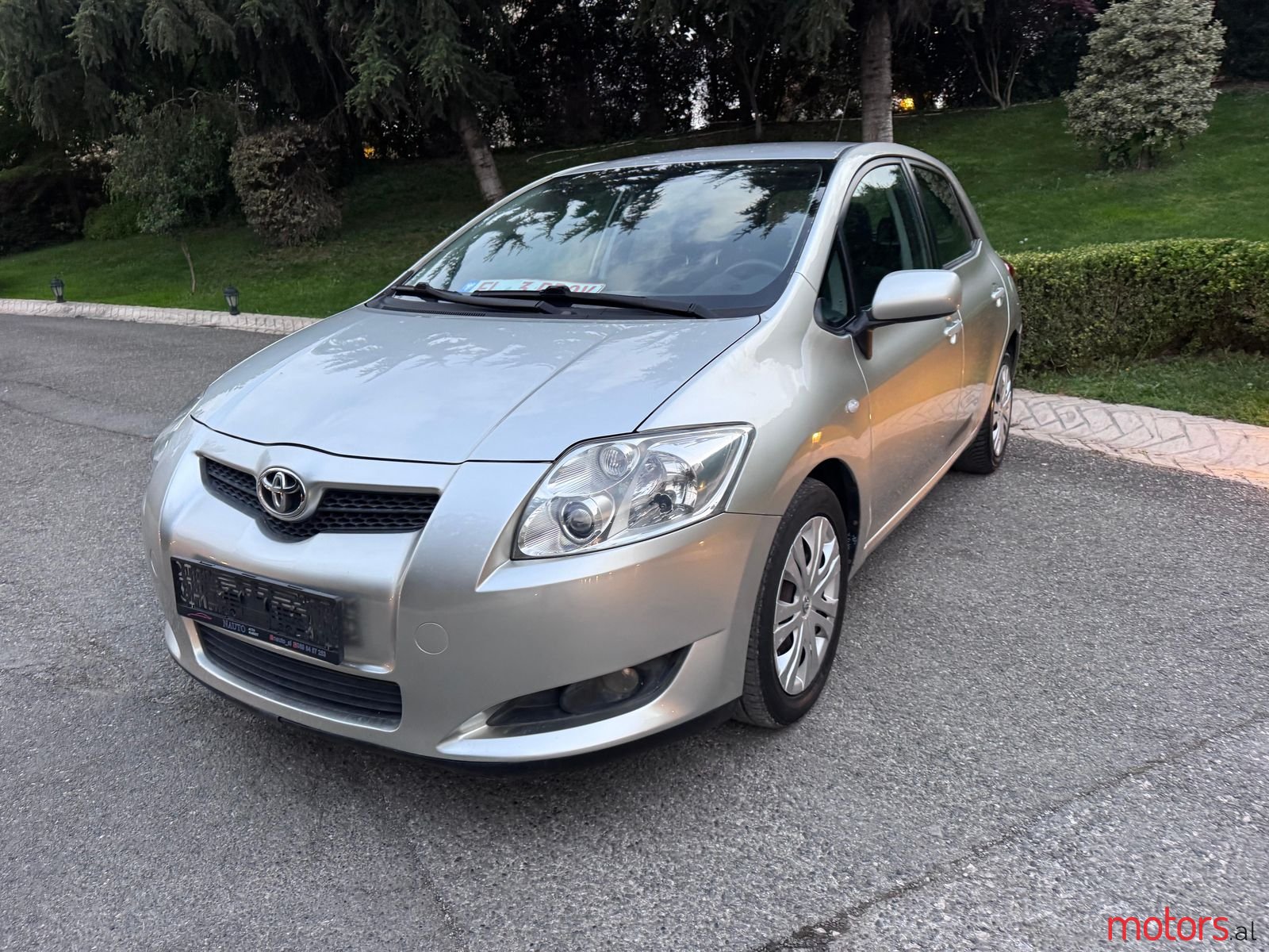 2008' Toyota Auris photo #4