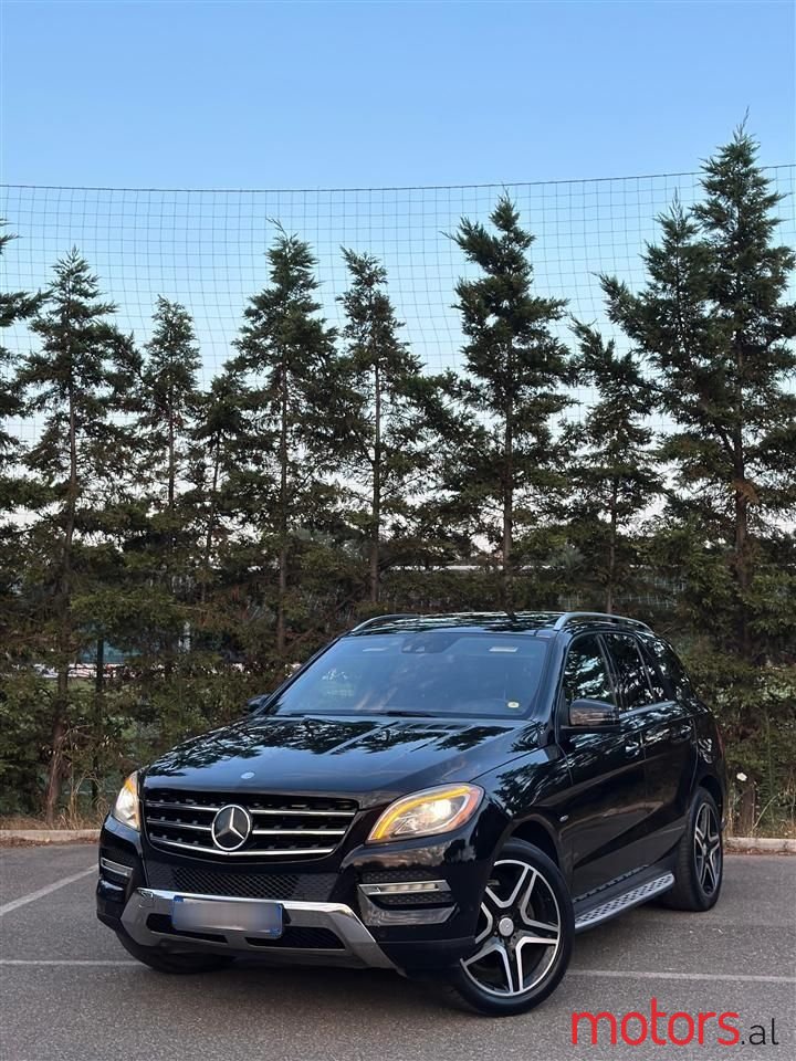 2012' Mercedes-Benz ML 350 photo #1