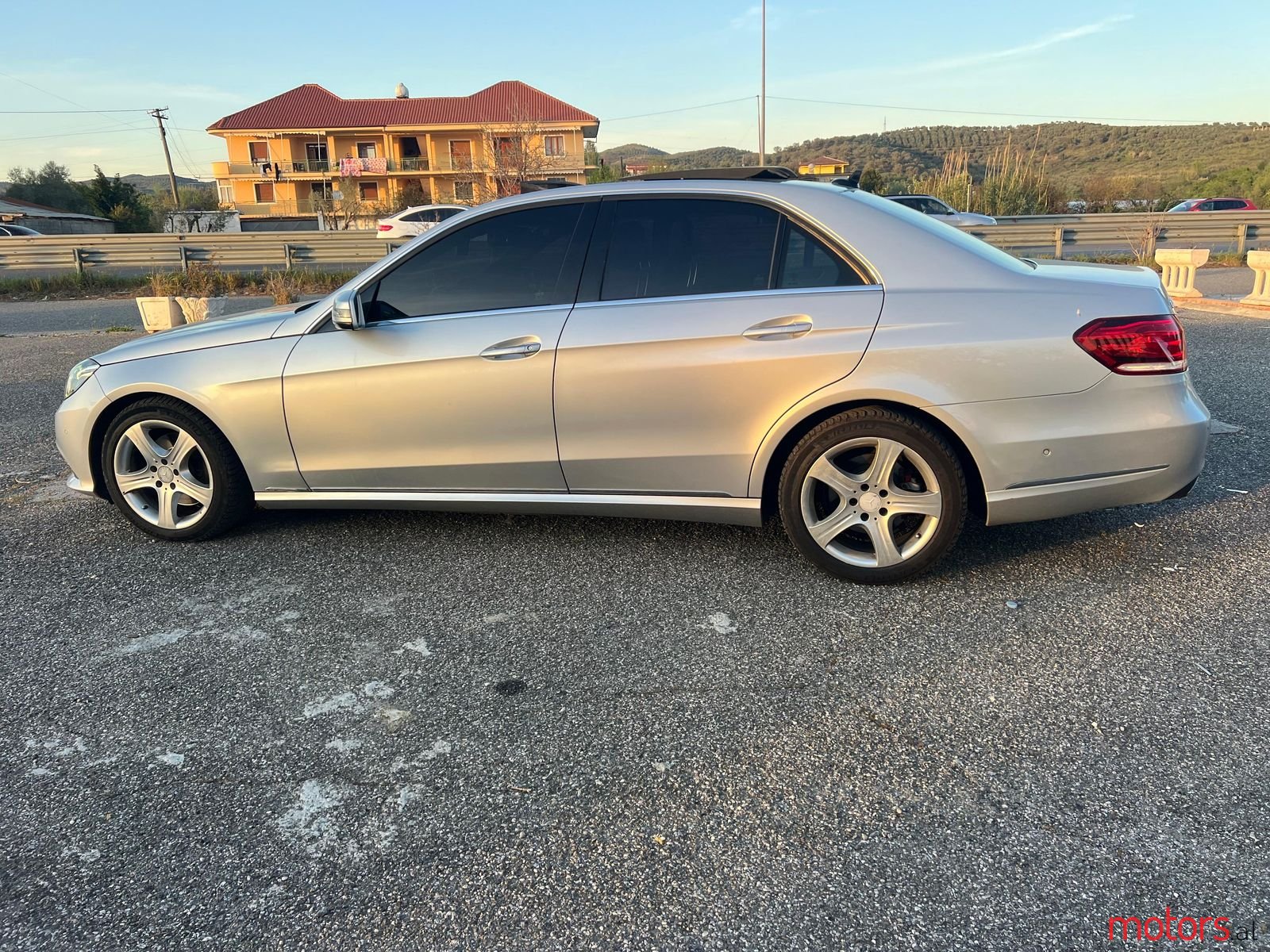 2014' Mercedes-Benz E 250 photo #4