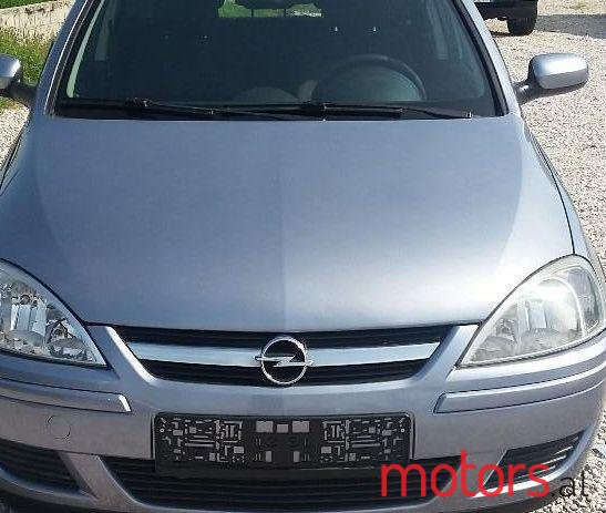 2004' Opel Corsa photo #2