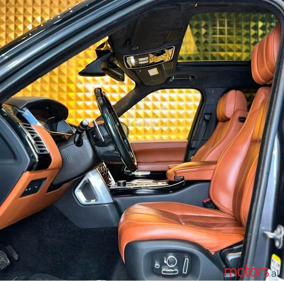 2016' Land Rover Range Rover photo #1